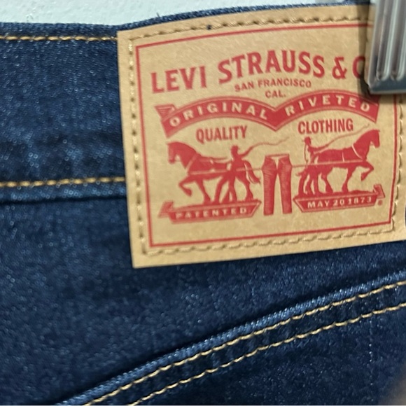 119 LEVI’S | NWT Straight Ankle Blue Jeans High Rise Distressed Dark Wash(31x27) - Picture 5 of 14